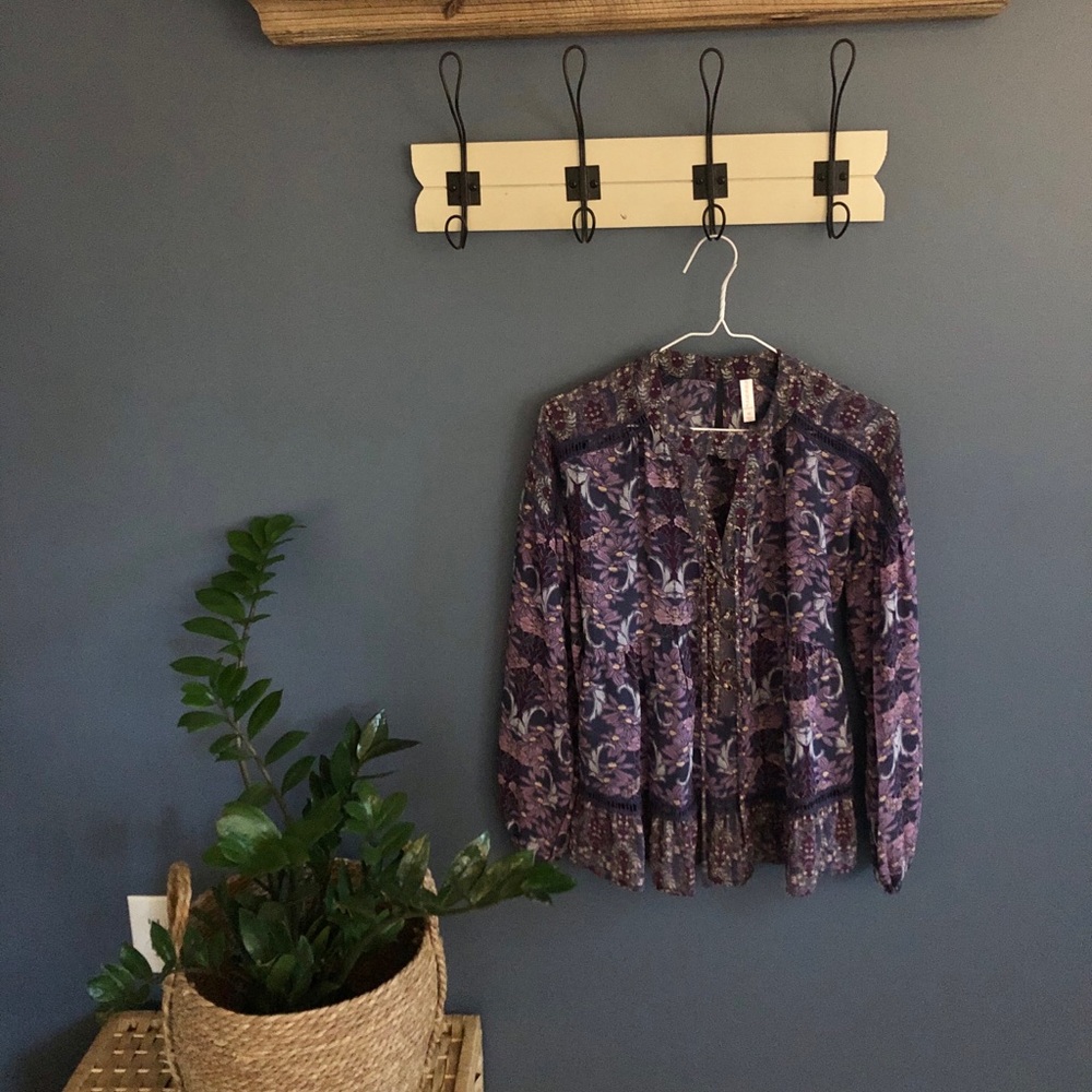 Purple floral chiffon top - size xs